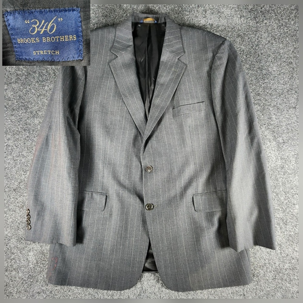Brooks Brothers 346 Stretch Blazer Jacket Men's 46R Gray Striped Wool Suit Coat
